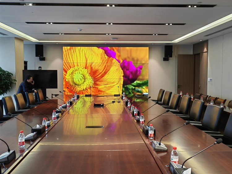 液晶拼接屏怎么樣實(shí)現(xiàn)會(huì)議辦公顯示？